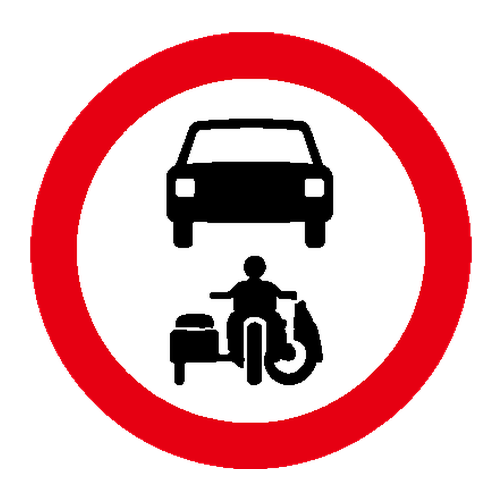 Trânsito proibido a automóveis e motociclos com carro